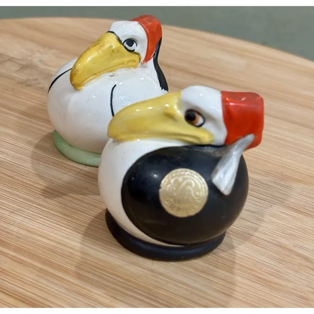 Vintage Czechoslovakia Figural Vulture Bird Salt Pepper Shakers Foil Label Pair